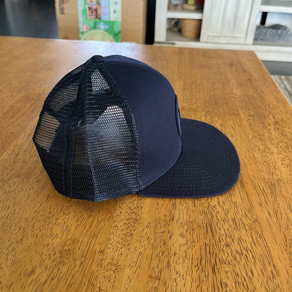 Hurley hat - Picture 6 of 7